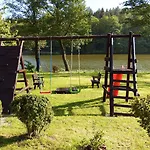 Apartman Mazurski Raj - Komfortowy Dom Nad Jeziorem